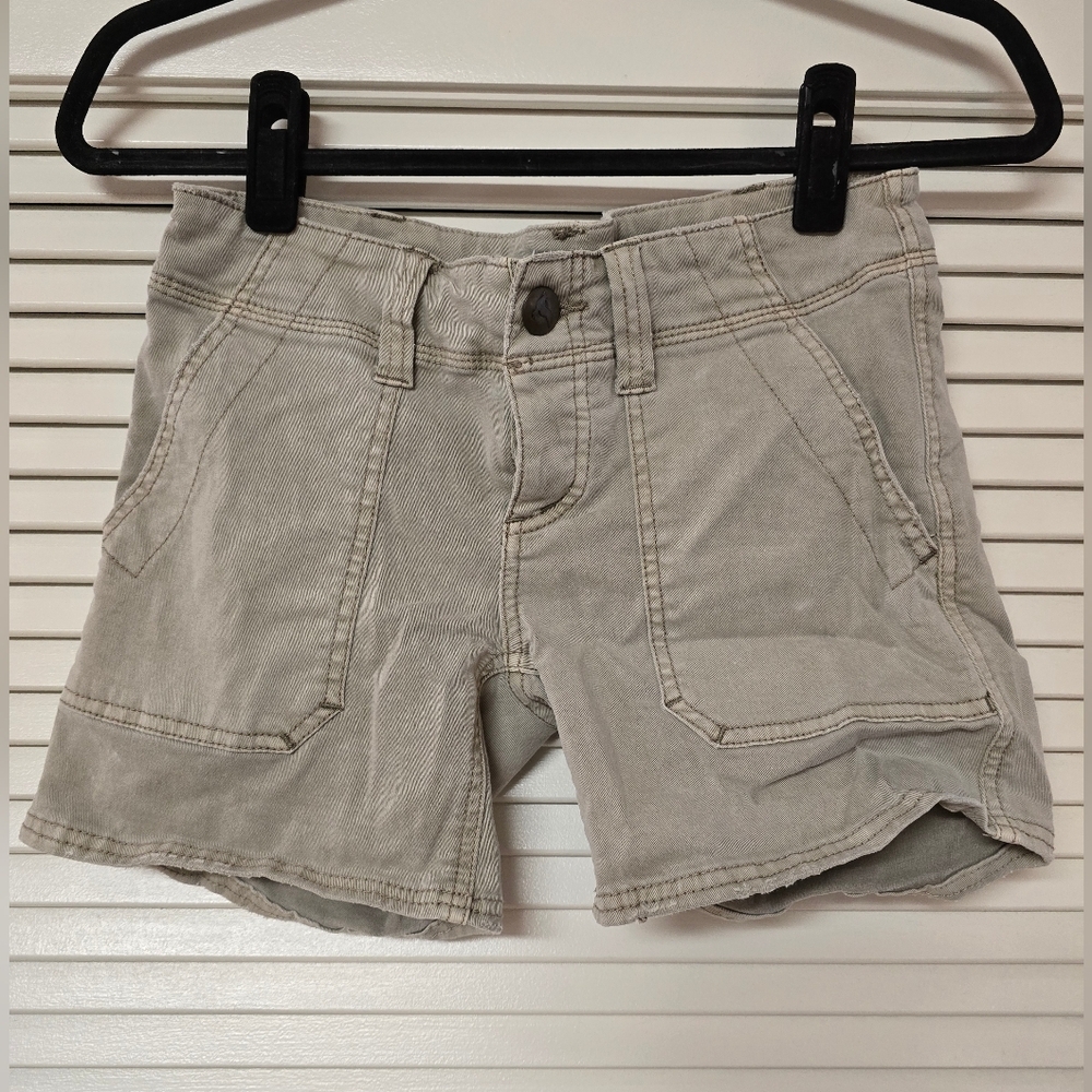 Free People - Casual Distressed Detail Shorts With Pockets